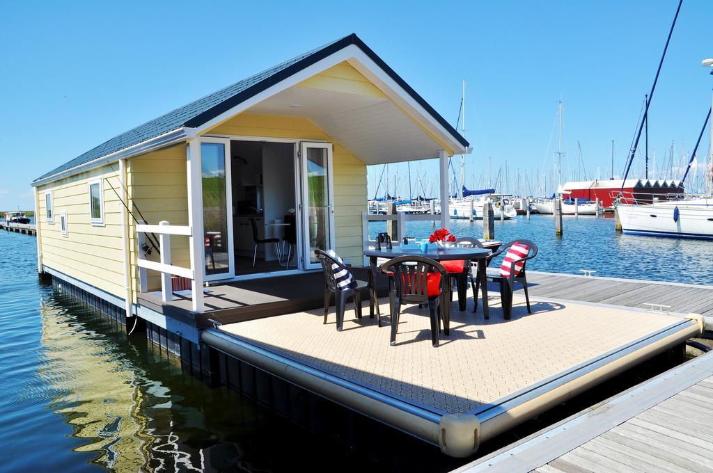 Bestmarine Waterchalets Flevo Marina Lelystad Room photo