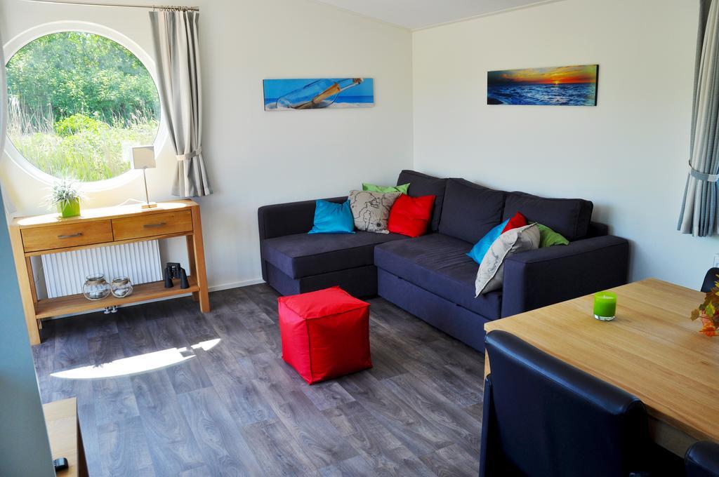 Bestmarine Waterchalets Flevo Marina Lelystad Room photo