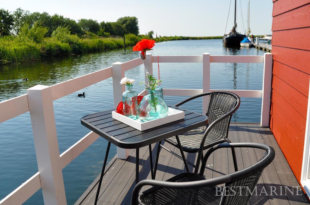 Bestmarine Waterchalets Flevo Marina Lelystad Room photo