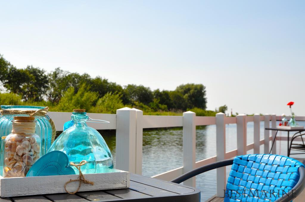 Bestmarine Waterchalets Flevo Marina Lelystad Room photo