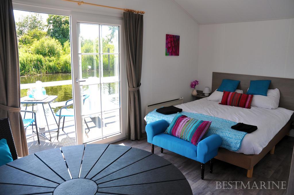Bestmarine Waterchalets Flevo Marina Lelystad Room photo