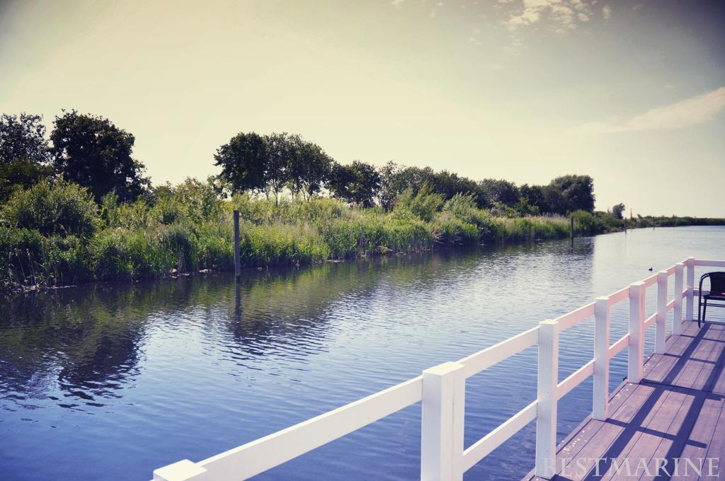 Bestmarine Waterchalets Flevo Marina Lelystad Room photo