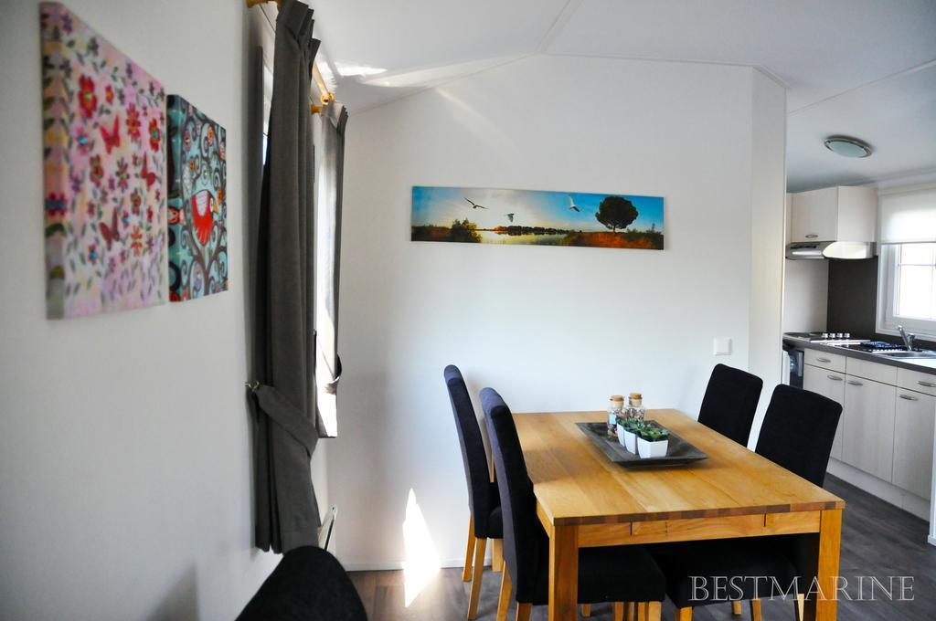 Bestmarine Waterchalets Flevo Marina Lelystad Room photo