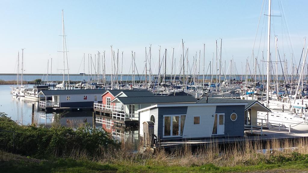 Bestmarine Waterchalets Flevo Marina Lelystad Exterior photo
