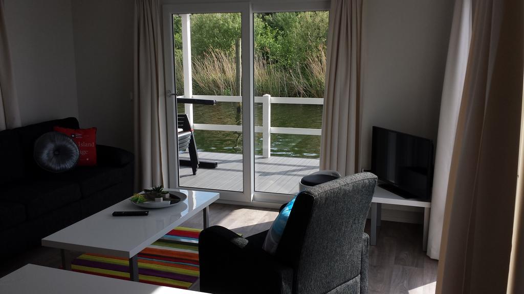 Bestmarine Waterchalets Flevo Marina Lelystad Exterior photo